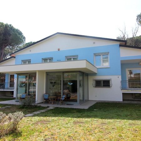 Villa Patrizia Lignano Sabbiadoro Bagian luar foto