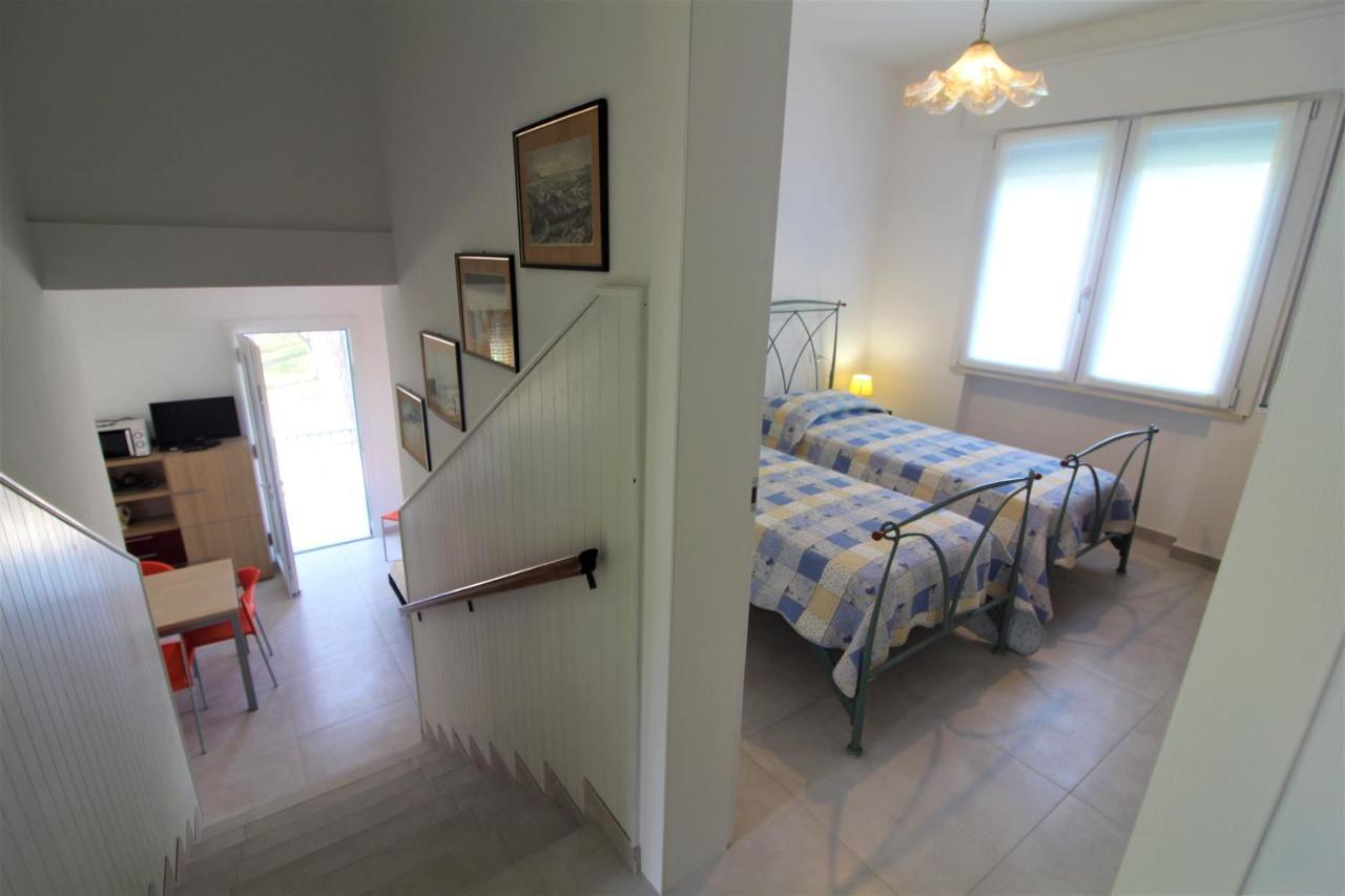 Villa Patrizia Lignano Sabbiadoro Bagian luar foto
