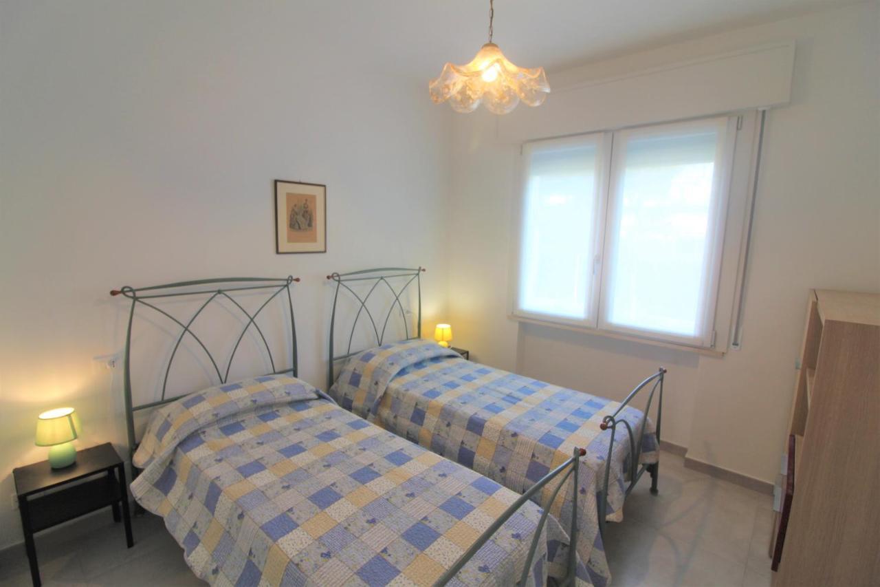 Villa Patrizia Lignano Sabbiadoro Bagian luar foto