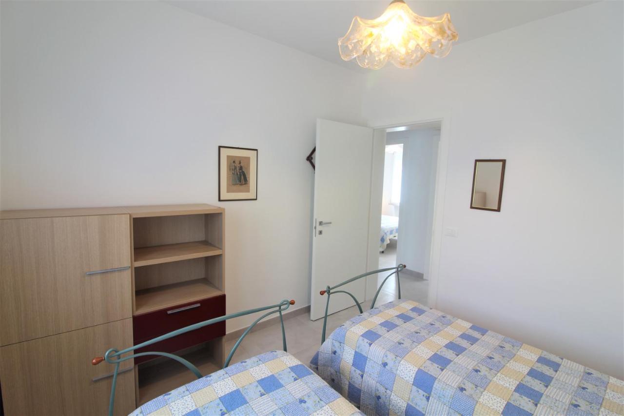Villa Patrizia Lignano Sabbiadoro Bagian luar foto