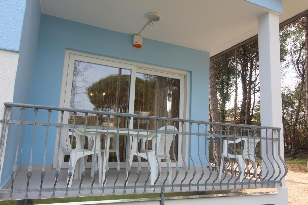 Villa Patrizia Lignano Sabbiadoro Bagian luar foto