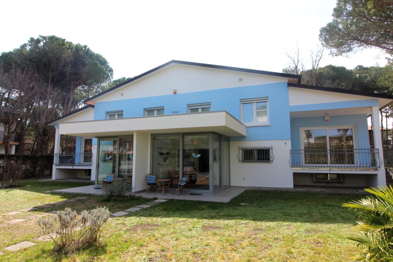 Villa Patrizia Lignano Sabbiadoro Bagian luar foto
