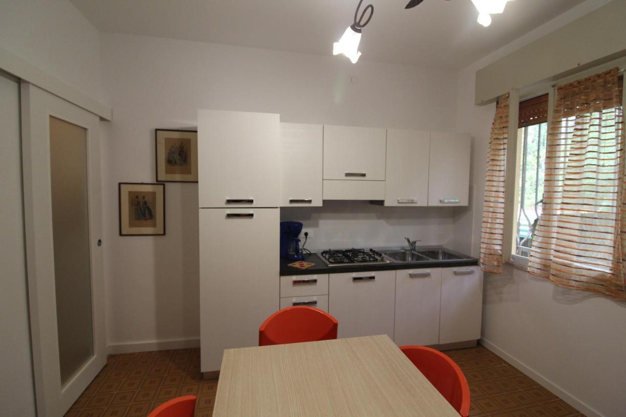 Villa Patrizia Lignano Sabbiadoro Bagian luar foto